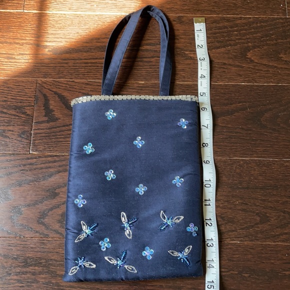 Hand beaded navy blue dragonfly purse - Picture 8 of 8